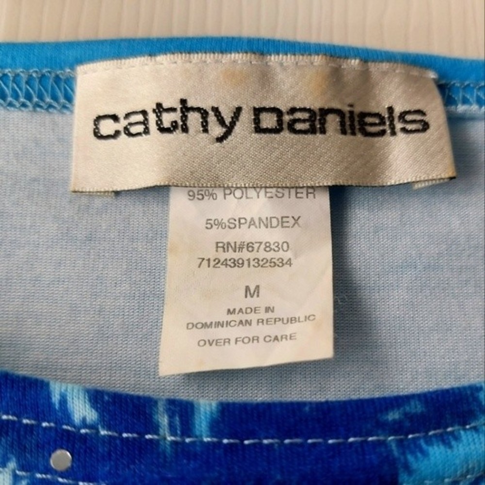 Cathy Daniels - Palm Trees Beach Blue Shirt w/ Sequins Tropical Print - Picture 2 of 6